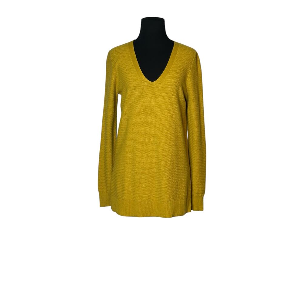 Gap yellow long sleeves sweater v neck size Small